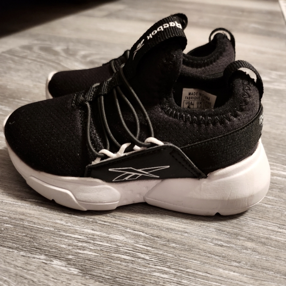 Reebok Toddler Sneakers Size 5